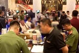 13 người nước ngoài đánh bạc trái phép tại tầng hầm khách sạn 5 sao ở Nha Trang