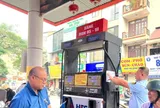 Chủ tịch Hà Nội đề nghị người dân tránh lo lắng, tích trữ xăng dầu không cần thiết