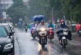 Dự báo thời tiết 1/5: Không khí lạnh liên tiếp tràn xuống, miền Bắc sắp hứng đợt mưa dông diện rộng