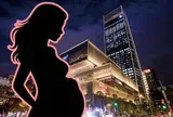 Ái nữ sinh năm 1999 của một tập đoàn nổi tiếng lộ ảnh bí mật sinh con khi đang du học
