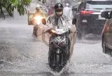 Mưa dông chưa dứt, miền Bắc đã được cảnh báo đợt nắng nóng gay gắt diện rộng