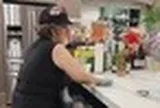 Cuộc sống của mẹ Bằng Kiều tại Mỹ ở tuổi 86: "Nhìn cụ tôi thương quá!"