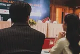 Bắt gặp cặp sao Việt còn nợ cả nước cái kết đẹp công khai tình tứ, ai cũng tấm tắc “đây chính là hoà bình”