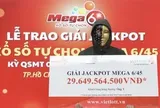 Mua vé số bán dạo, người đàn ông ở TP.HCM trúng độc đắc gần 30 tỷ đồng