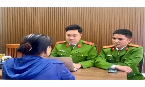 Nhận cuộc gọi này thì phải tắt máy ngay nếu không muốn mất tiền trong tài khoản