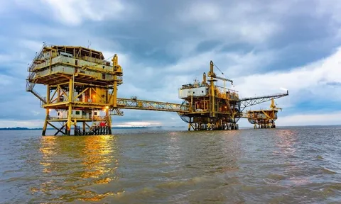 Khoan sâu xuống đáy biển, phát hiện mỏ dầu khí trữ lượng hơn 31 triệu thùng dầu