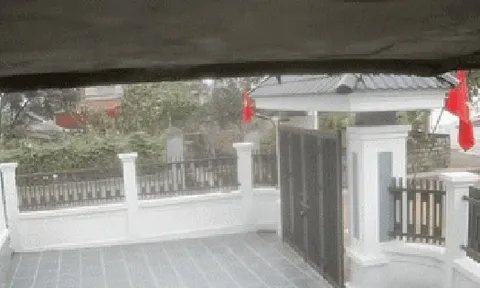 Clip vụ nhà 2 tầng sập sau tiếng nổ lớn, một người tử vong