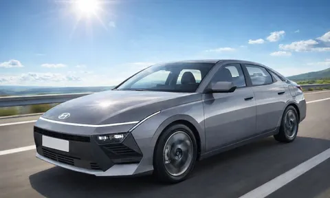 Hyundai Elantra 2027 lộ diện: Ngoại hình vuông vức, tham vọng tiệm cận xe sang, dự kiến ra mắt ngay cuối năm nay