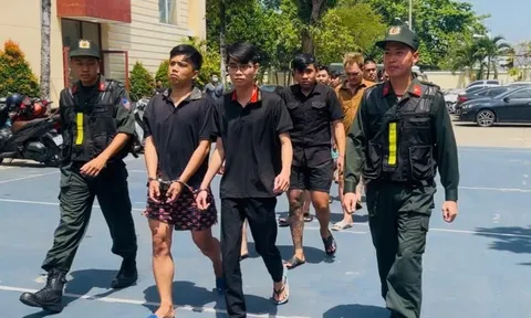 Triệt phá đường dây ma túy tiêu thụ khắp các tỉnh thành, thu giữ gần 1.000 viên thuốc lắc và hơn 17kg "hàng cấm"