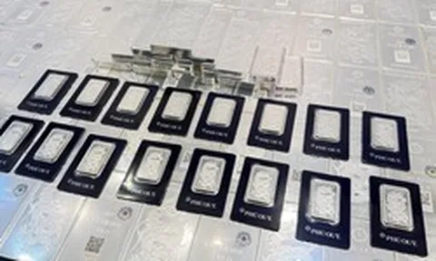 Sáng 19/3: Bạc thế giới giảm sốc, giá bạc trong nước về mức thấp nhất 1 tháng qua