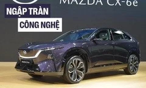 Xem Mazda CX-6e ngoài đời thực: Bề thế hơn CX-5, thiết kế bóng bẩy với 3 màn hình siêu lớn, chạy tới 600km/sạc
