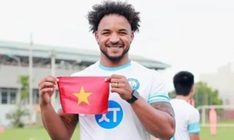 Góc khuất sau ánh hào quang của tiền đạo Xuân Son