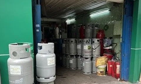 Giá gas điều chỉnh tăng, người tiêu dùng lo lắng