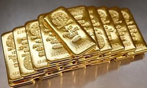 Đi vay vàng từ giá 17 triệu/lượng, giờ nợ 2.400 tỷ cả gốc lẫn lãi, cổ phiếu bị hạn chế giao dịch, nguy cơ hủy tư cách đại chúng