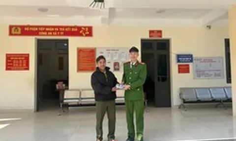 Phát hiện tài khoản ngân hàng phát sinh giao dịch 10 triệu đồng, Công an mời Sùng Thị Ké lên làm việc