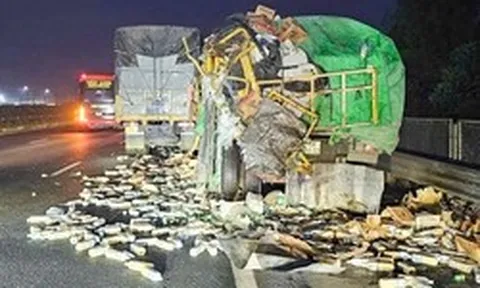 Xe tải đâm ô tô đầu kéo làm 1 người tử vong: Cục CSGT phát cảnh báo khẩn