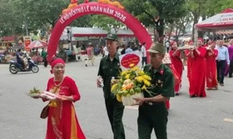 Rộn ràng lễ hội tưởng niệm 1.021 năm ngày mất vua Lê Hoàn