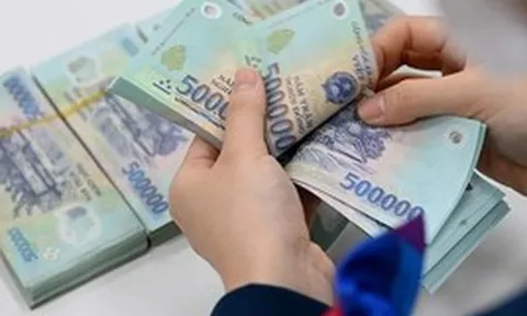 Có được đóng đồng thời BHXH bắt buộc và tự nguyện để tăng lương hưu?