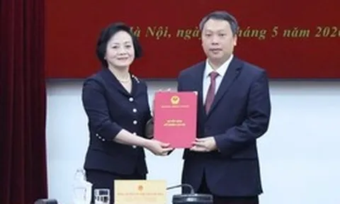 Phó Thủ tướng trao quyết định tiếp nhận, bổ nhiệm Thứ trưởng Bộ VH-TT&DL