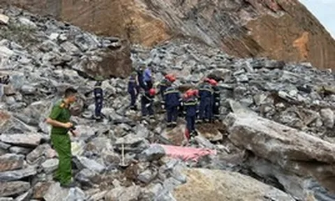 Tạm dừng khai thác tại mỏ đá sạt lở làm 3 người chết ở Thanh Hóa
