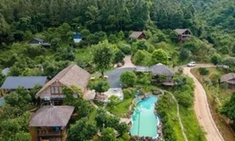 Nam NSƯT ly hôn vợ kém 18 tuổi: U60 sống bình yên trong cơ ngơi 12.000m2, tận hưởng cuộc sống điền viên "trồng rau nuôi cá"