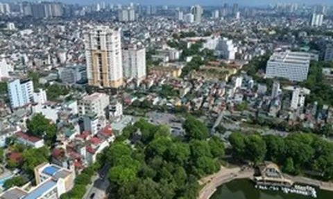 Hiện trạng khu 'đất vàng' đối diện Công viên Thống Nhất sắp xây bãi đỗ xe ngầm