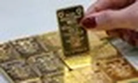 Giá vàng hôm nay 18/6 bất ngờ giảm mạnh