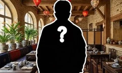 Cơ quan chức năng bắt giữ diễn viên lái ô tô tới bar ăn nhậu xong không trả tiền, đo nồng độ cồn lộ ra chuyện tày đình