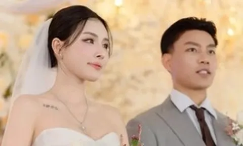 Khoảnh khắc cô dâu công khai có con gái riêng ở lễ cưới Văn Thanh gây sốt