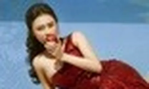 Nữ ca sĩ 1993 nói thẳng: "Tôi đi làm như đi chơi"