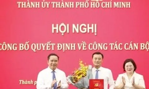 Phê chuẩn miễn nhiệm chức Phó Chủ tịch UBND TPHCM với ông Bùi Xuân Cường