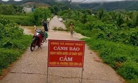 Lũ dâng cao, nhiều tuyến đường ở Thanh Hoá bị chia cắt