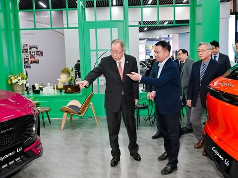 Ông Ban Ki-moon thăm khu trưng bày LEPAS của Tập đoàn Chery, thúc đẩy tương lai di chuyển xanh