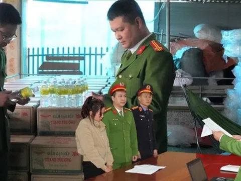 60.000 lít axit axetic giả giấm được Lê Thị Lộc tuồn ra thị trường, 'đầu độc' người tiêu dùng thế nào?