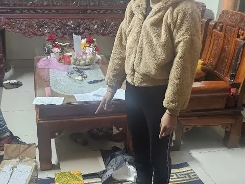 Bắt và khám xét nơi ở của Cao Thị Hằng SN 1984