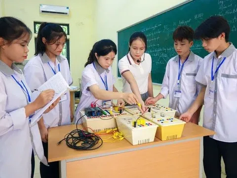 Tách khỏi “khung” phổ thông, giáo viên GDTX có chế độ làm việc riêng