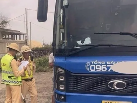 Bị người dân "tố" qua Zalo đến Cục trưởng CSGT: Xe khách bị phạt 150 triệu đồng