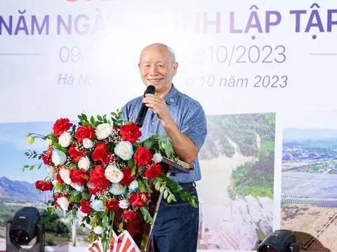 Vợ cựu Chủ tịch đăng ký mua 5 triệu cổ phiếu Tập đoàn Hà Đô, dự chi 140 tỷ đồng