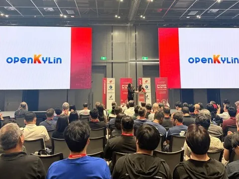 AI-Native, từ khái niệm đến thực tiễn: openKylin trình bày tầm nhìn tại FOSSASIA