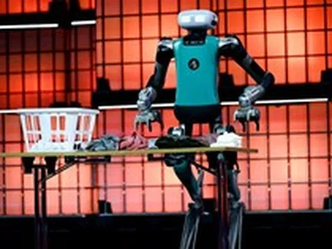 5 triệu robot với chi phí 2 USD/giờ sắp đặt dấu chấm hết cho nhân công giá rẻ trong nhà máy, làm 8 tiếng/ngày, không nghỉ ốm hay đòi tăng lương