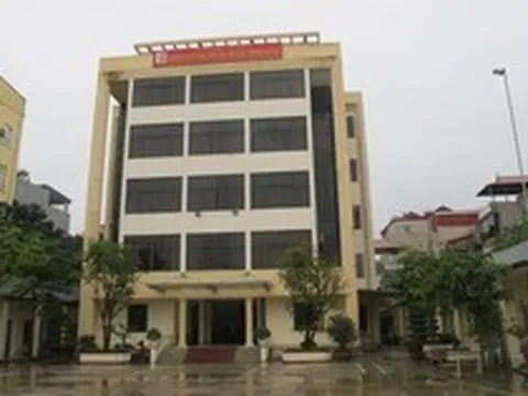 Thành viên HĐQT một doanh nghiệp trên sàn xin từ nhiệm để làm Quân nhân chuyên nghiệp