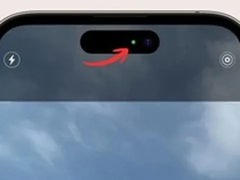 Dấu chấm xanh trên iPhone bị vô hiệu hóa, hàng triệu người đối mặt nguy cơ bị quay lén