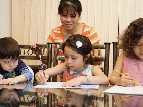 Chung tay để tiếng Việt đồng hành cùng kiều bào