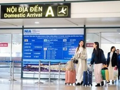 Khách đi máy bay lưu ý: Mọi người dân đều được dùng 2 dịch vụ miễn phí khi đến sân bay Nội Bài