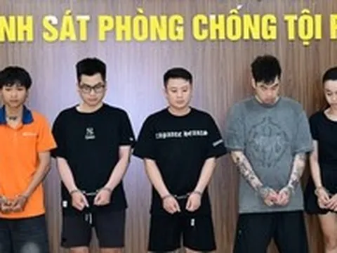 Bắt Ngô Thị Hoàng Ngân sinh năm 1999 cùng 5 nam thanh niên