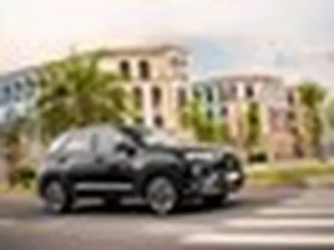 Hyundai ưu đãi mạnh tháng 5: Xe 7 chỗ giá rẻ khuyến mại hơn 100 triệu, có xe tặng hơn 200 triệu