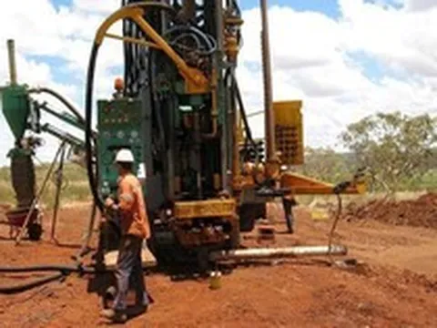 Khoan 498 lỗ sâu tổng 46.000m, Việt Nam phát hiện 40 mỏ vàng và 70 loại kho báu mới, công nghệ thăm dò đằng sau có gì?