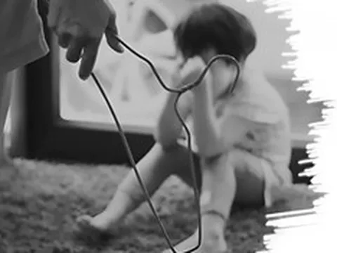 Bảo vệ trẻ trước vấn nạn bạo hành - (Bài 2): "Những đứa trẻ bị đánh nhưng vẫn nghĩ mình có lỗi"