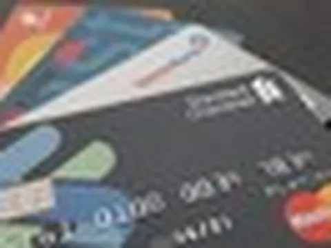 Chính phủ đặt mục tiêu ít nhất 30% người trưởng thành có tiền gửi tiết kiệm tại ngân hàng