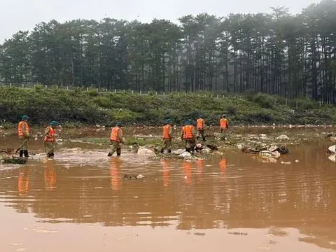 Tìm thấy thi thể nữ sinh lớp 6 bị nước lũ cuốn trôi ở Đà Lạt